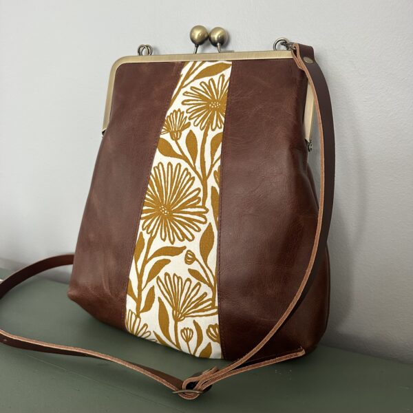 Nancy Bag - Daisies - Image 2