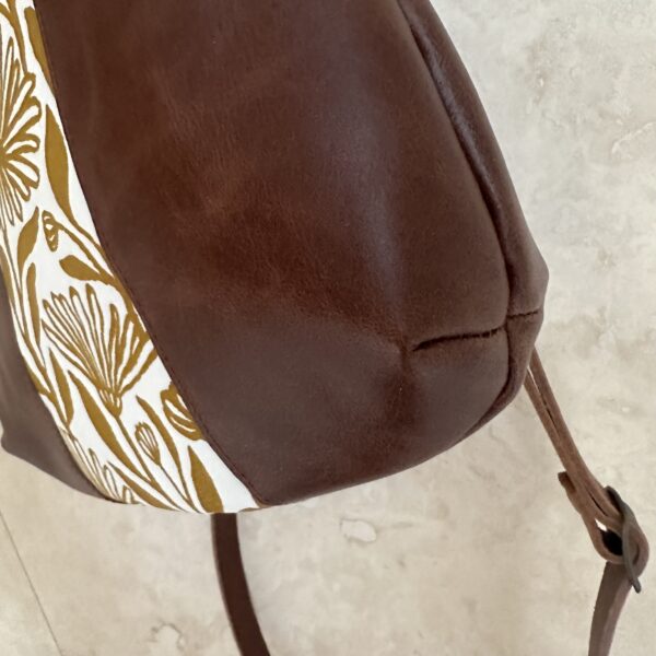Nancy Bag - Daisies - Image 3