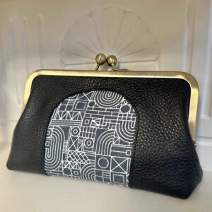 Deco Arch Clutch
