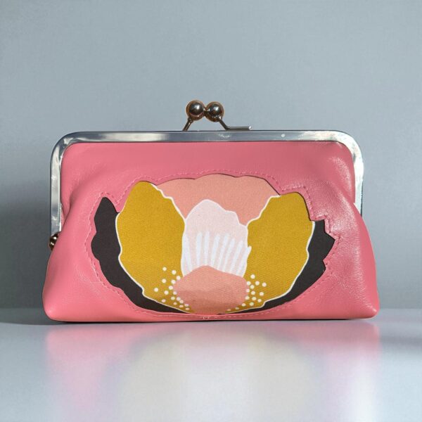 Magnolia clutch - Peony Pink
