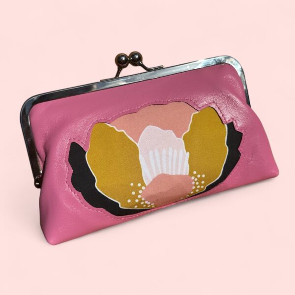 Magnolia clutch - Peony Pink - Image 2