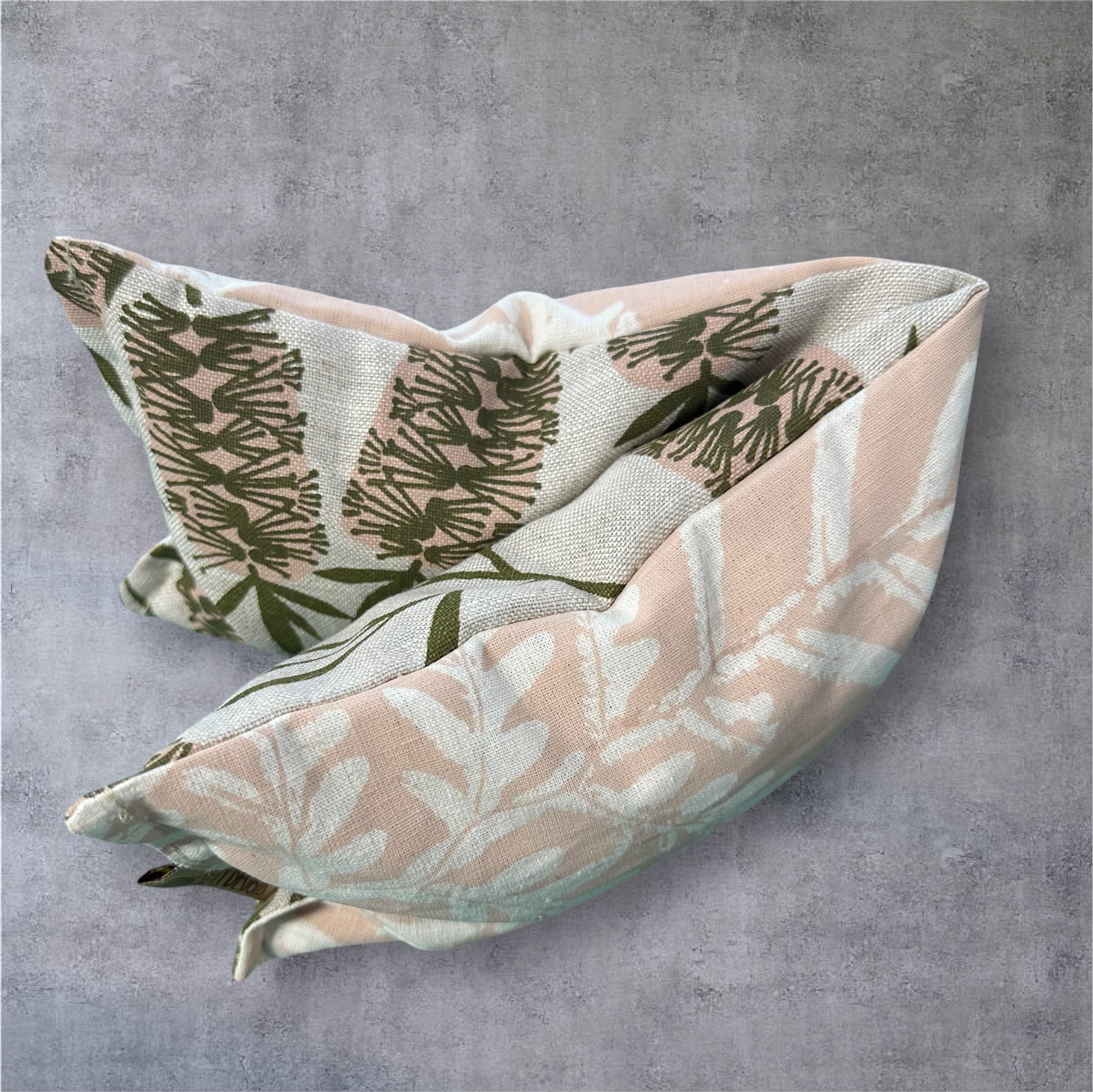 Bottlebrush Heat Pack - Premium - Image 3